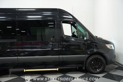2022 Mercedes - Benz Sprinter