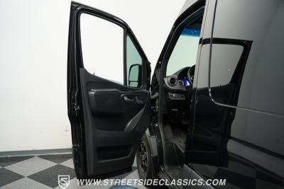 2022 Mercedes - Benz Sprinter