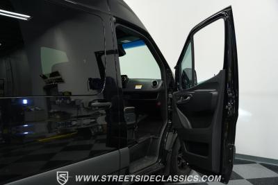 2022 Mercedes - Benz Sprinter