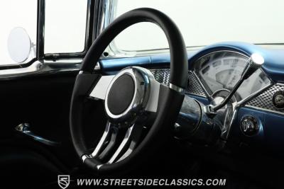 1955 Chevrolet Bel Air 2 Door Hardtop