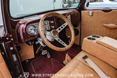 1949 Ford F-1 Restomod