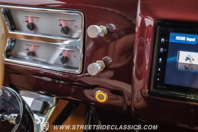 1949 Ford F-1 Restomod