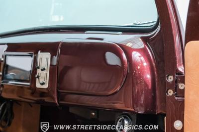 1949 Ford F-1 Restomod