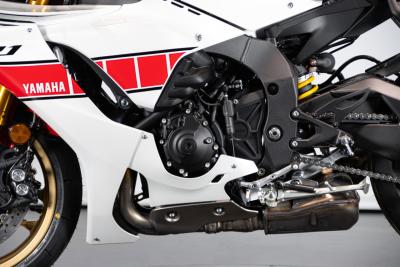2023 Yamaha R1 60&deg;th ANNIVERSARIO