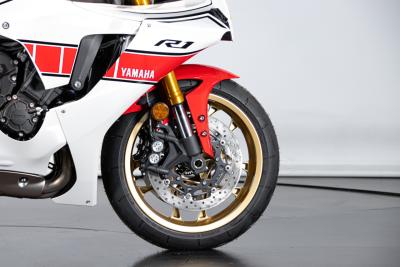 2023 Yamaha R1 60&deg;th ANNIVERSARIO