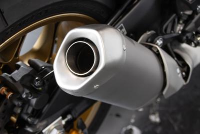 2023 Yamaha R1 60&deg;th ANNIVERSARIO