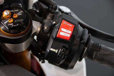 2023 Yamaha R1 60&deg;th ANNIVERSARIO