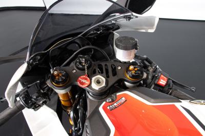 2023 Yamaha R1 60&deg;th ANNIVERSARIO