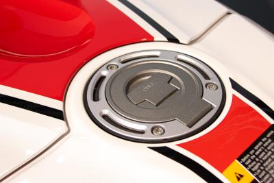 2023 Yamaha R1 60&deg;th ANNIVERSARIO