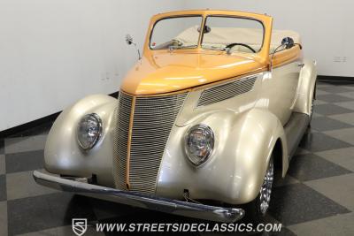 1937 Ford Cabriolet Rumble Seat