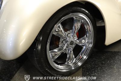 1937 Ford Cabriolet Rumble Seat