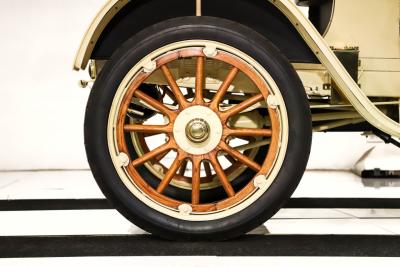 1907 Premier Model 24