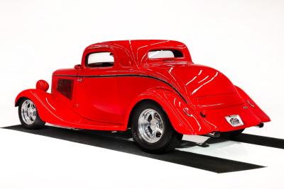 1933 Ford Custom