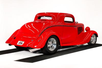 1933 Ford Custom
