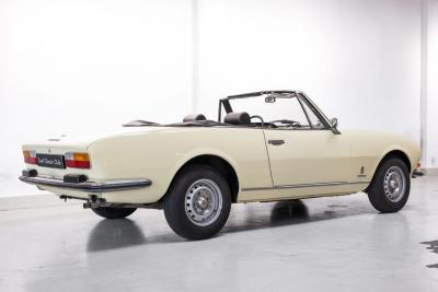 1975 Peugeot 504 Cabriolet 2.7 V6