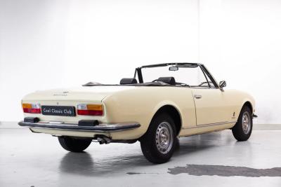 1975 Peugeot 504 Cabriolet 2.7 V6