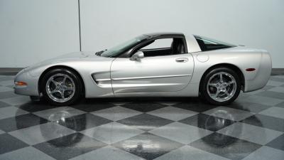 2004 Chevrolet Corvette