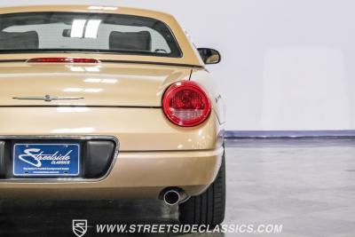 2005 Ford Thunderbird