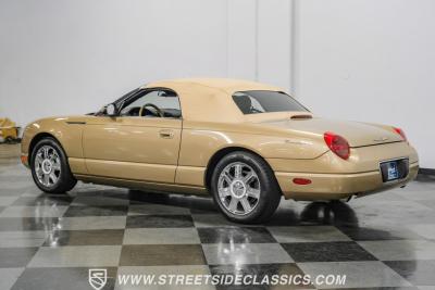 2005 Ford Thunderbird