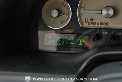 2005 Ford Thunderbird