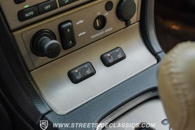 2005 Ford Thunderbird