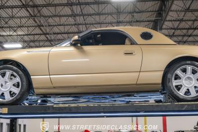 2005 Ford Thunderbird