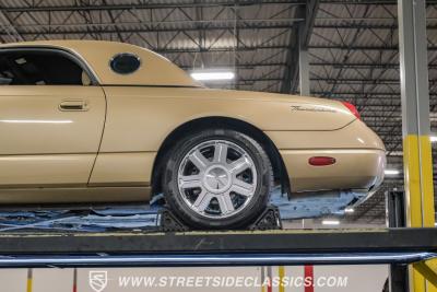 2005 Ford Thunderbird