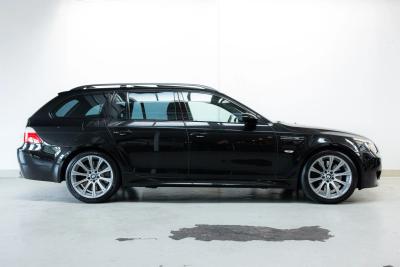2007 BMW E61 M5 Touring
