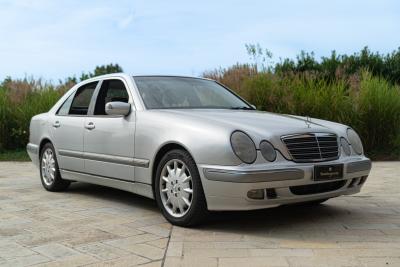 2000 Mercedes - Benz E430 V8