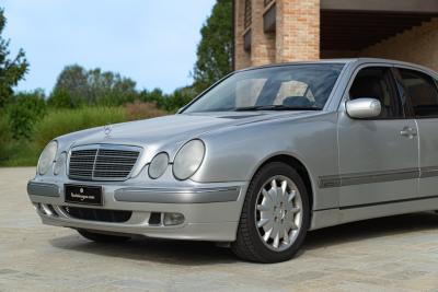 2000 Mercedes - Benz E430 V8