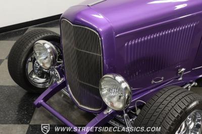 1932 Ford 5-Window Coupe