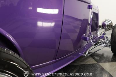 1932 Ford 5-Window Coupe