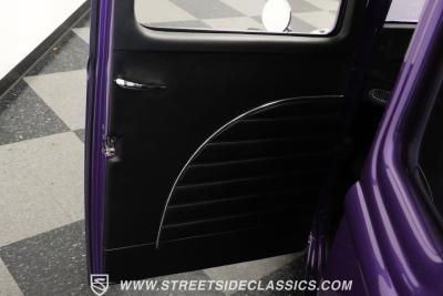 1932 Ford 5-Window Coupe