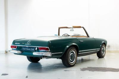 1967 Mercedes - Benz 250 SL &#039;Factory 5 Speed