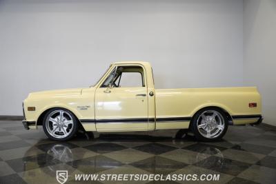 1969 Chevrolet C10 Big Window Restomod