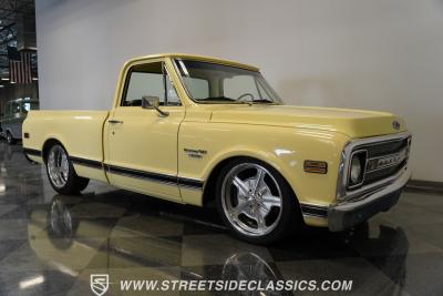 1969 Chevrolet C10 Big Window Restomod