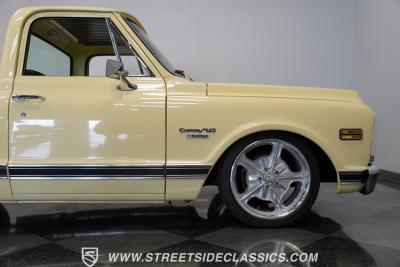 1969 Chevrolet C10 Big Window Restomod