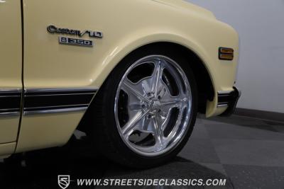 1969 Chevrolet C10 Big Window Restomod