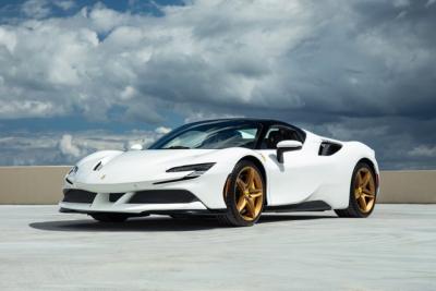 2024 Ferrari SF90 SPIDER