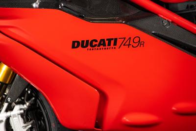 2004 Ducati 749 R