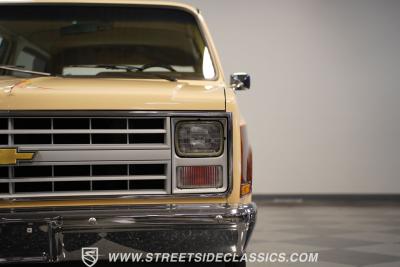 1987 GMC Suburban Custom