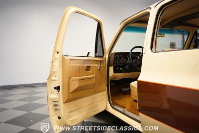 1987 GMC Suburban Custom