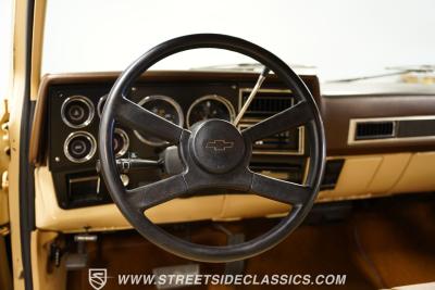 1987 GMC Suburban Custom