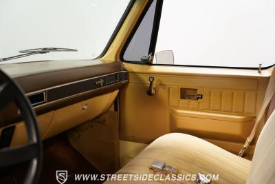 1987 GMC Suburban Custom