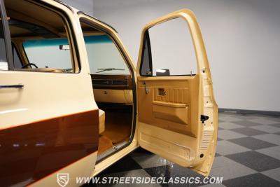 1987 GMC Suburban Custom