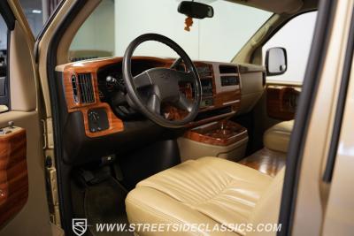 2006 Chevrolet 7 Passenger  Sherrod Conversion Van