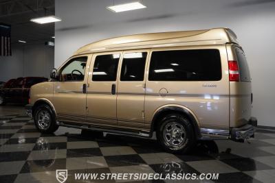 2006 Chevrolet 7 Passenger  Sherrod Conversion Van