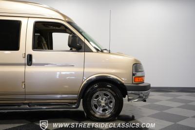 2006 Chevrolet 7 Passenger  Sherrod Conversion Van