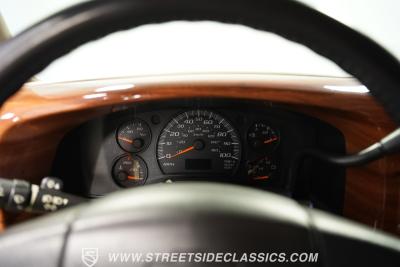 2006 Chevrolet 7 Passenger  Sherrod Conversion Van