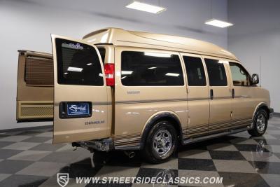 2006 Chevrolet 7 Passenger  Sherrod Conversion Van
